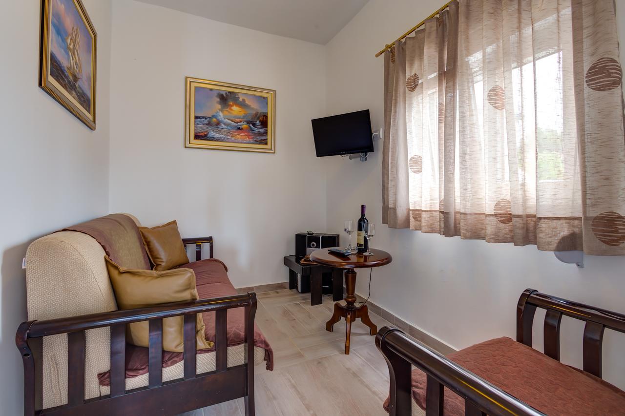 Apartment Sea Oasis - Milosevic